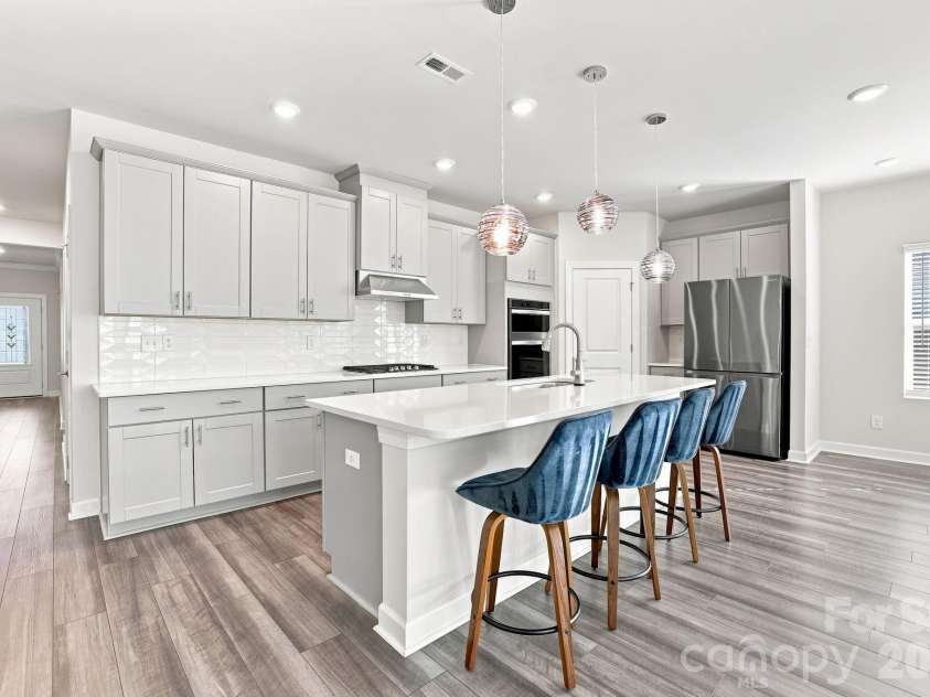 9113 Myrna Drive, Gastonia, NC 28056.  MLS# CAR4414690, YatesRealty ID 9541. 