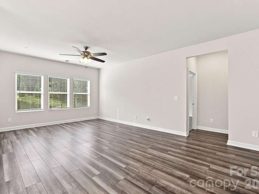 9113 Myrna Drive, Gastonia, NC 28056.  MLS# CAR4414690, YatesRealty ID 9541. 