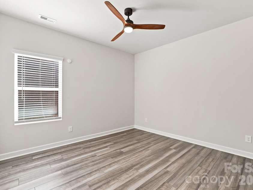 9113 Myrna Drive, Gastonia, NC 28056.  MLS# CAR4414690, YatesRealty ID 9541. 