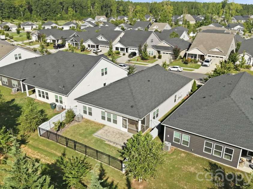 9113 Myrna Drive, Gastonia, NC 28056.  MLS# CAR4414690, YatesRealty ID 9541. 