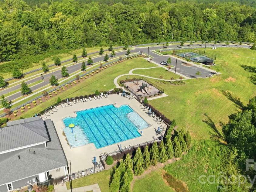 9113 Myrna Drive, Gastonia, NC 28056.  MLS# CAR4414690, YatesRealty ID 9541. 
