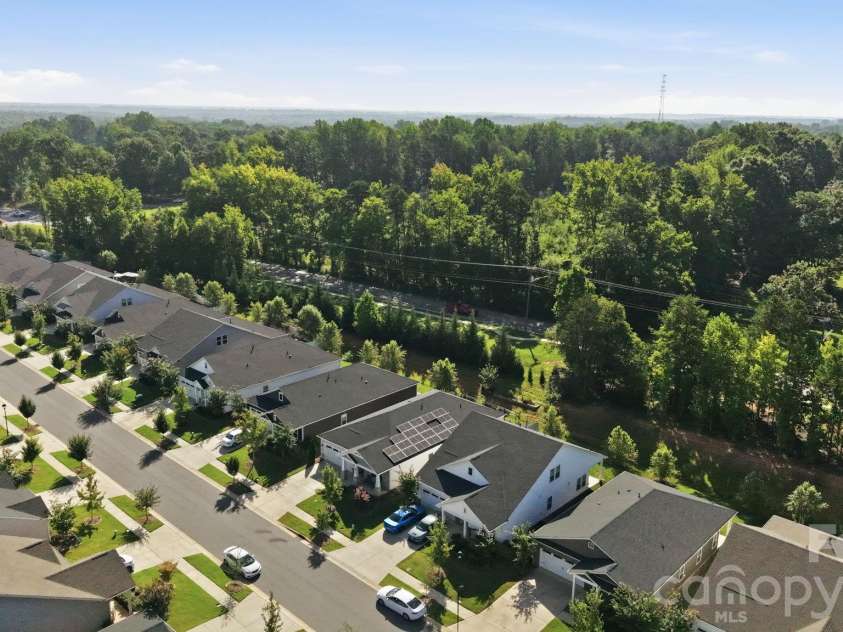 9113 Myrna Drive, Gastonia, NC 28056.  MLS# CAR4414690, YatesRealty ID 9541. 
