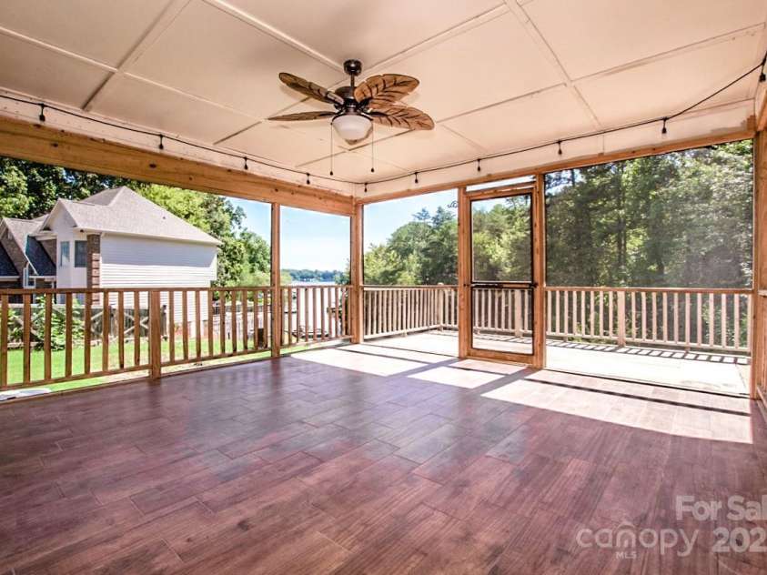 209 Woodstream Circle, Mooresville, NC 28117.  MLS# CAR4251232, YatesRealty ID 9542. 