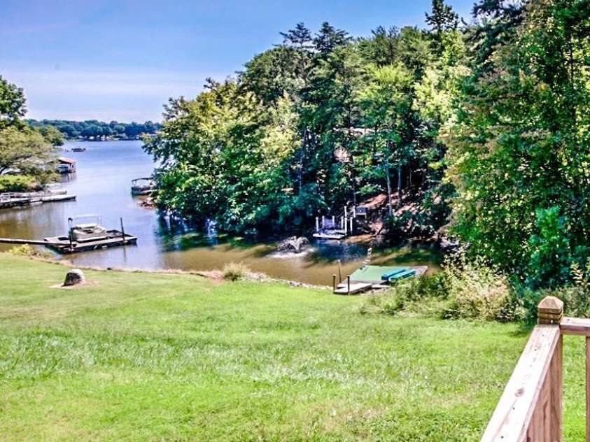 209 Woodstream Circle, Mooresville, NC 28117.  MLS# CAR4251232, YatesRealty ID 9542. 