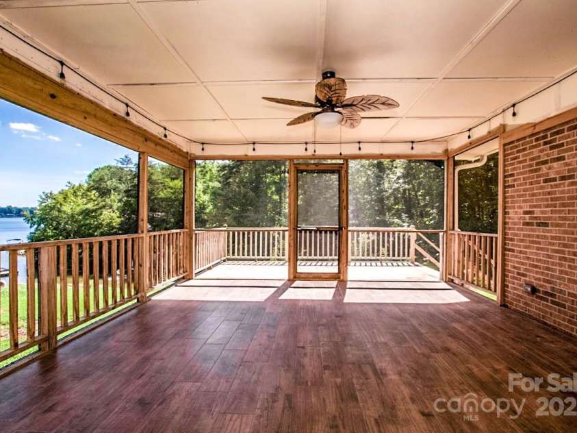 209 Woodstream Circle, Mooresville, NC 28117.  MLS# CAR4251232, YatesRealty ID 9542. 
