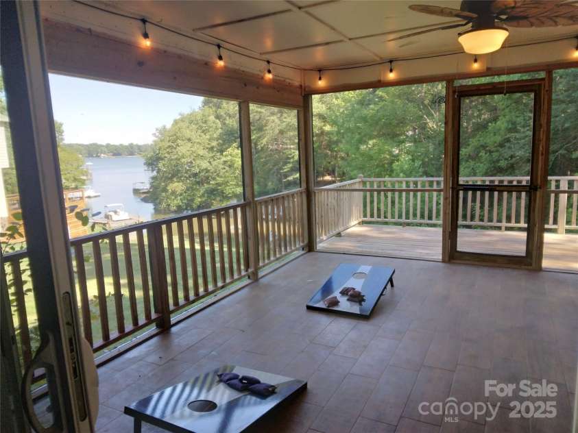 209 Woodstream Circle, Mooresville, NC 28117.  MLS# CAR4251232, YatesRealty ID 9542. 