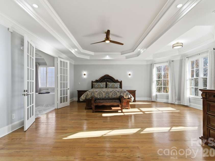 450 Beaver Creek Road, Lexington, NC 27295.  MLS# CAR4338563, YatesRealty ID 9542. 