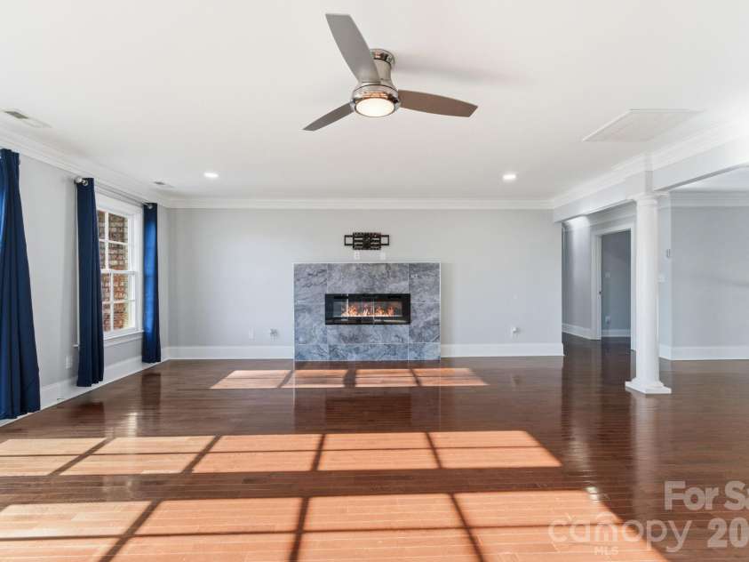 450 Beaver Creek Road, Lexington, NC 27295.  MLS# CAR4338563, YatesRealty ID 9542. 