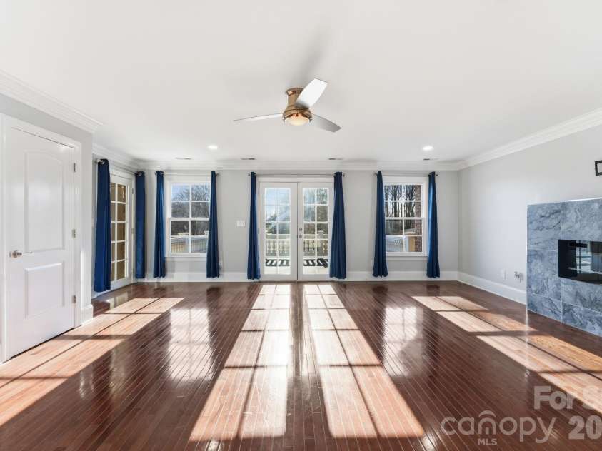 450 Beaver Creek Road, Lexington, NC 27295.  MLS# CAR4338563, YatesRealty ID 9542. 