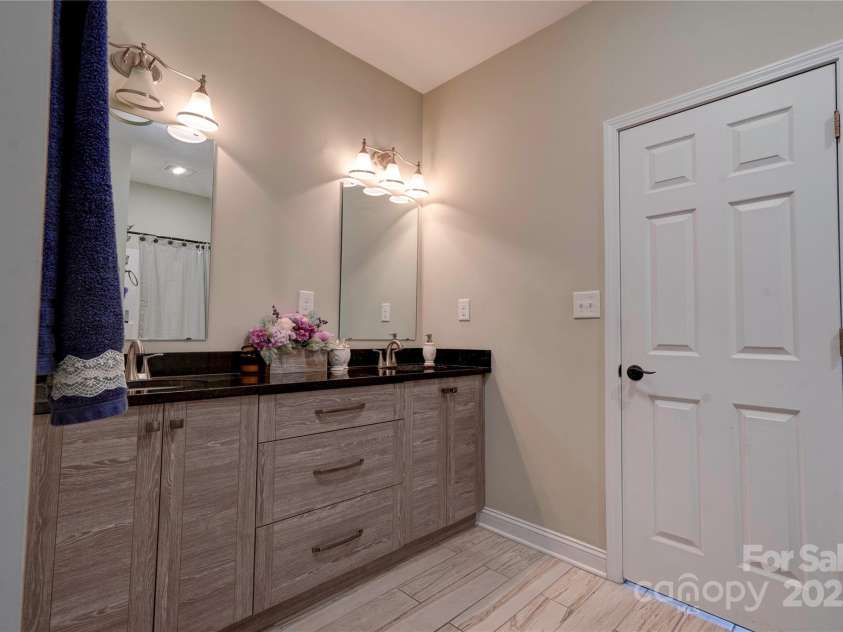 1529 Alex Drive, Shelby, NC 28152.  MLS# CAR4226488, YatesRealty ID 9543. 