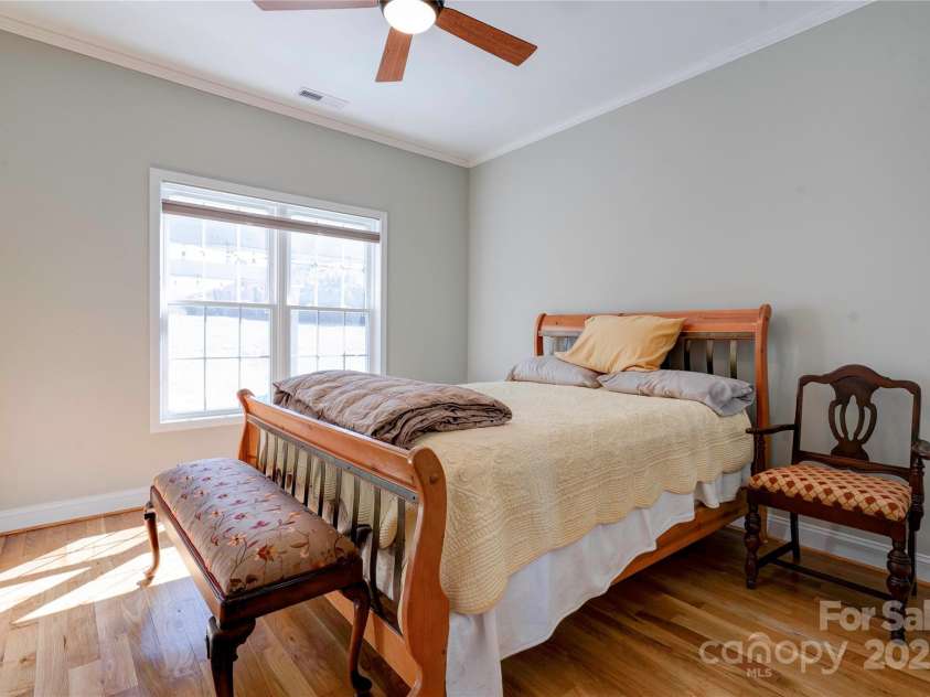 1529 Alex Drive, Shelby, NC 28152.  MLS# CAR4226488, YatesRealty ID 9543. 