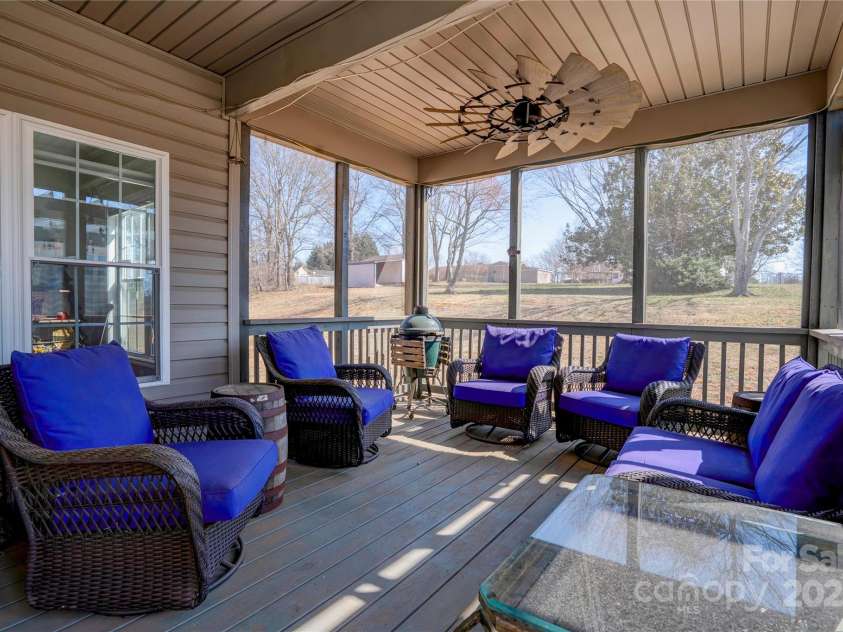 1529 Alex Drive, Shelby, NC 28152.  MLS# CAR4226488, YatesRealty ID 9543. 