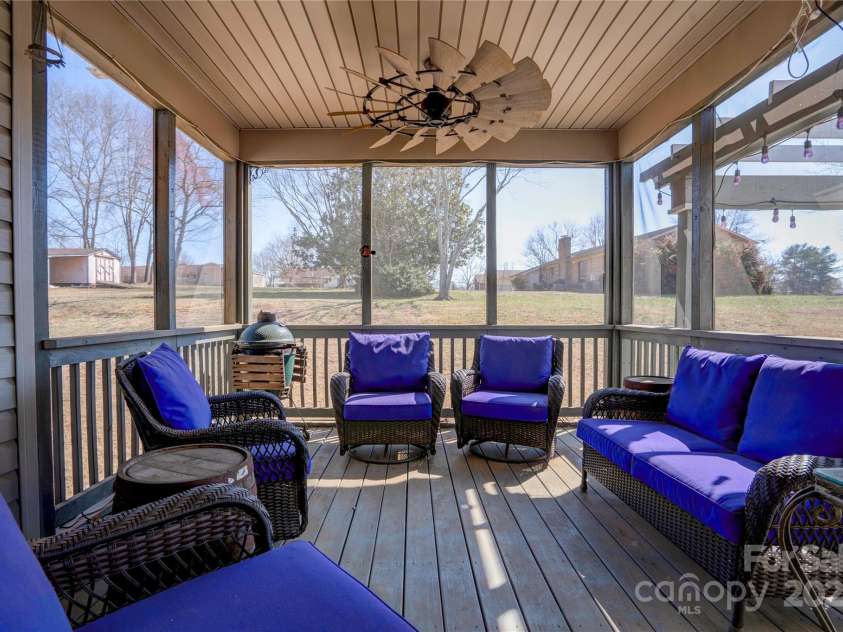 1529 Alex Drive, Shelby, NC 28152.  MLS# CAR4226488, YatesRealty ID 9543. 