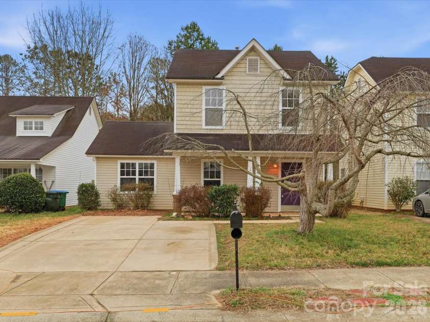 336 Amir Circle, Matthews, NC 28105.  MLS# CAR4354260, YatesRealty ID 9543. 