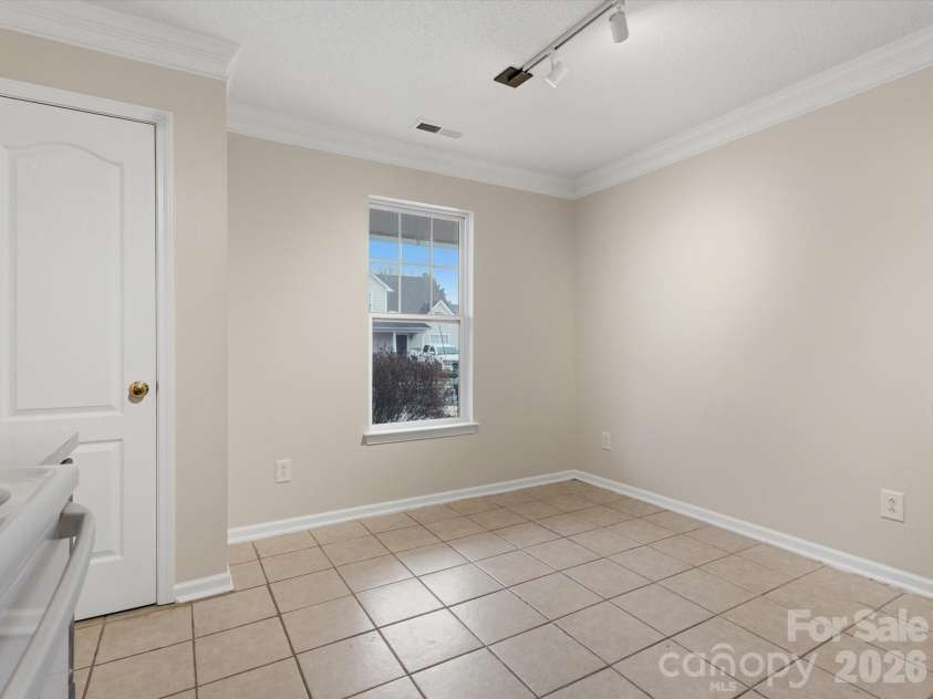 336 Amir Circle, Matthews, NC 28105.  MLS# CAR4354260, YatesRealty ID 9543. 