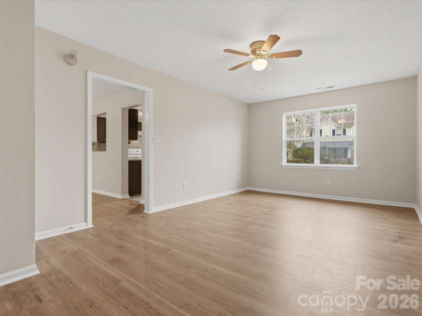 336 Amir Circle, Matthews, NC 28105.  MLS# CAR4354260, YatesRealty ID 9543. 