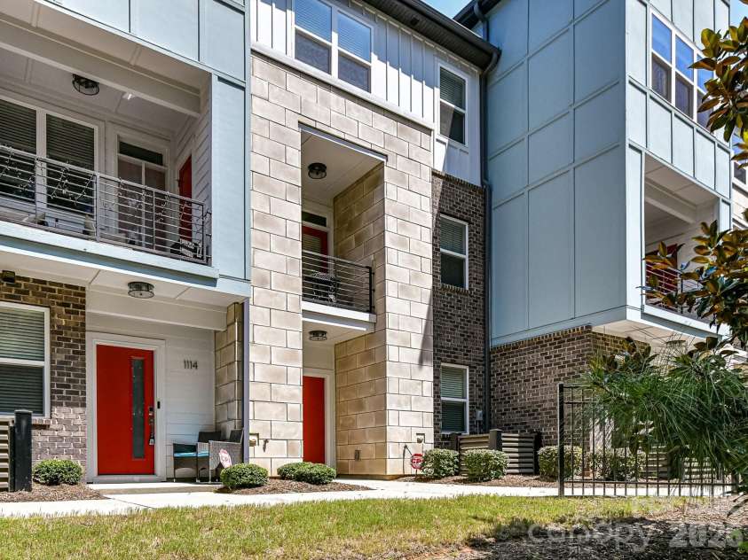 1116 36th Street, Charlotte, NC 28205.  MLS# CAR4273340, YatesRealty ID 9545. 
