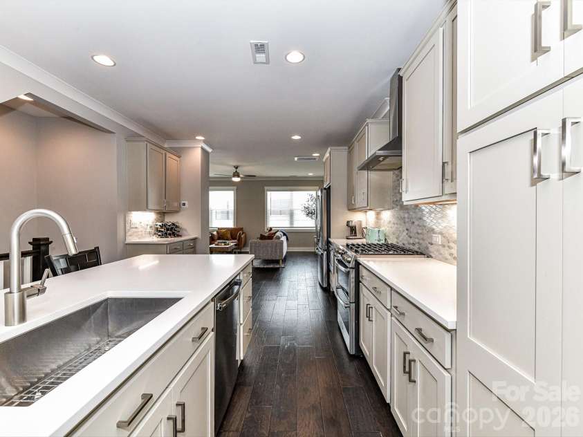 1116 36th Street, Charlotte, NC 28205.  MLS# CAR4273340, YatesRealty ID 9545. Kitchen