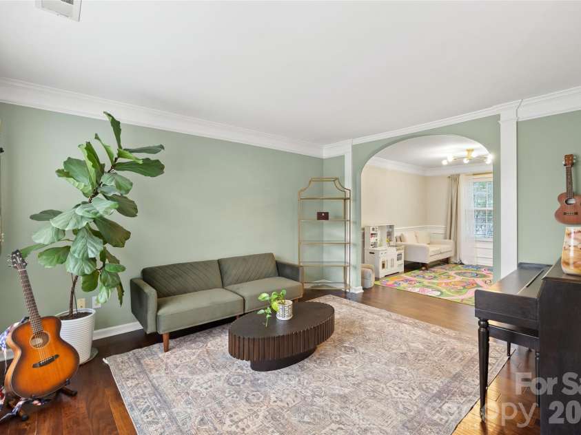 14339 Crown Harbor Drive, Charlotte, NC 28278.  MLS# CAR4351125, YatesRealty ID 9547. 