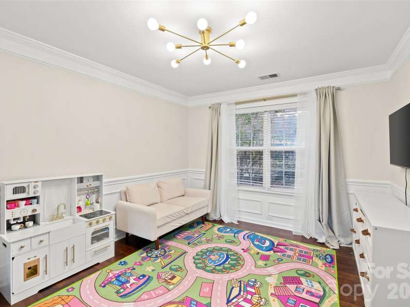14339 Crown Harbor Drive, Charlotte, NC 28278.  MLS# CAR4351125, YatesRealty ID 9547. 