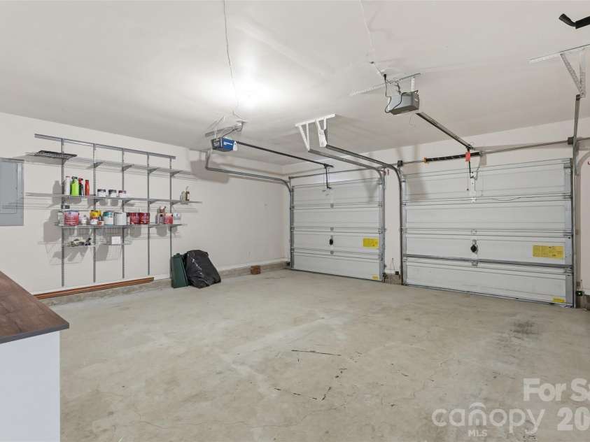 14339 Crown Harbor Drive, Charlotte, NC 28278.  MLS# CAR4415529, YatesRealty ID 9547. Two Car Garage