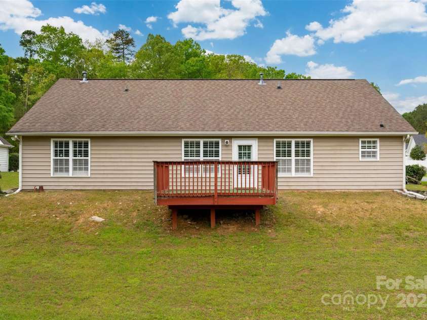 2412 Laura Drive, Charlotte, NC 28212.  MLS# CAR4249172, YatesRealty ID 9547. Back of house with porch