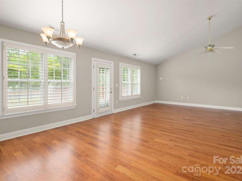 2412 Laura Drive, Charlotte, NC 28212.  MLS# CAR4249172, YatesRealty ID 9547. Living area