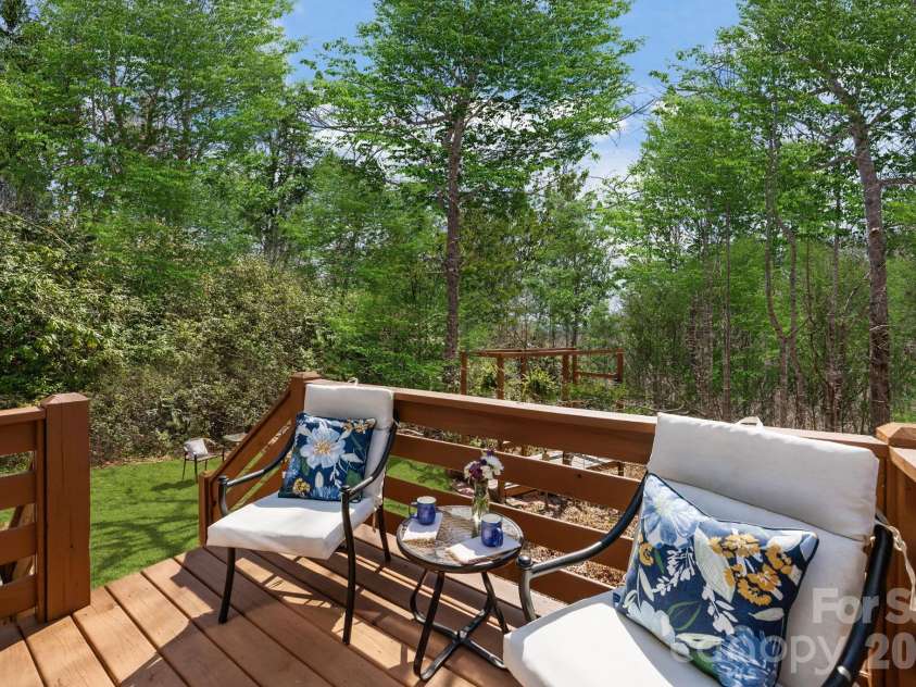 12 Bird Creek Estates Road, Black Mountain, NC 28711.  MLS# CAR4363649, YatesRealty ID 9548. 