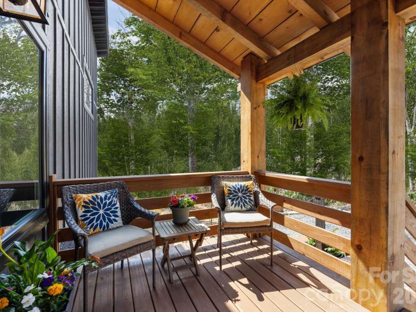 12 Bird Creek Estates Road, Black Mountain, NC 28711.  MLS# CAR4363649, YatesRealty ID 9548. 