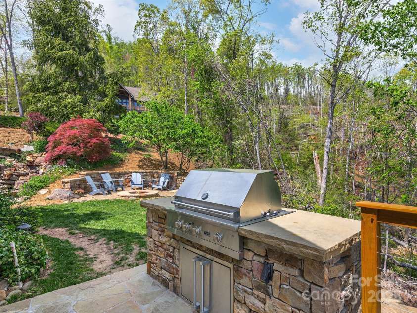457 Coopers Hawk Drive, Asheville, NC 28803.  MLS# CAR4249749, YatesRealty ID 9548. 