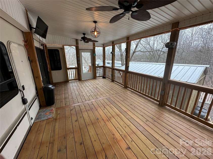 112 Sparrow Lane, New London, NC 28127.  MLS# CAR4335850, YatesRealty ID 955. 