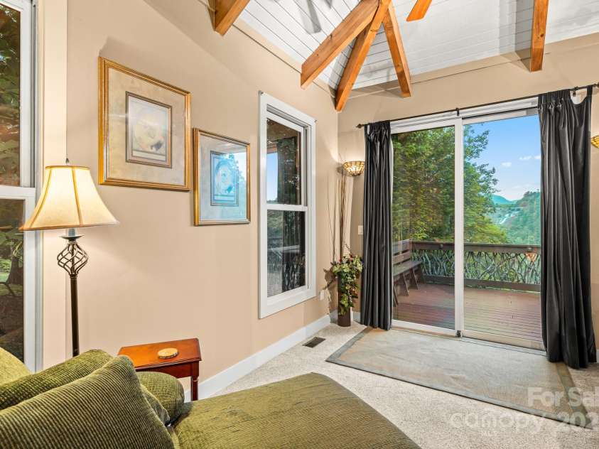 300 Falls View Drive, Lake Toxaway, NC 28774.  MLS# CAR4311504, YatesRealty ID 955. 