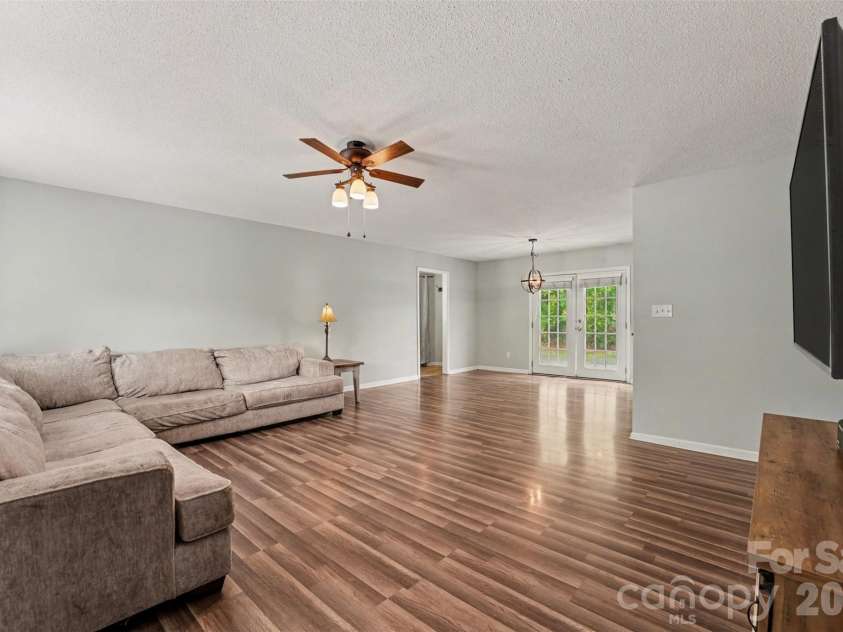 2716 Norfolk Road, Lancaster, SC 29720.  MLS# CAR4365825, YatesRealty ID 9550. 