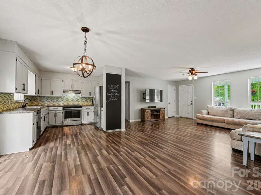 2716 Norfolk Road, Lancaster, SC 29720.  MLS# CAR4365825, YatesRealty ID 9550. 