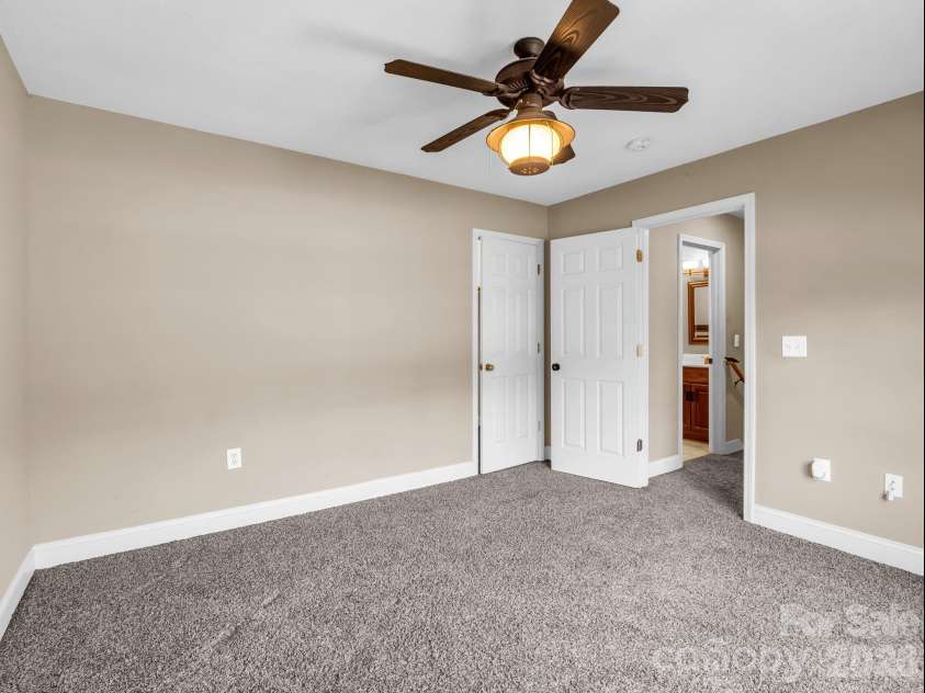 60 Bridge Lane, Tryon, NC 28782.  MLS# CAR4337841, YatesRealty ID 9554. 