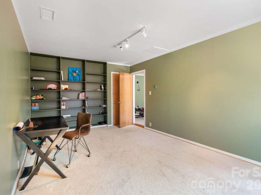 600 Boyce Road, Charlotte, NC 28211.  MLS# CAR4348806, YatesRealty ID 9558. ADU Room 2