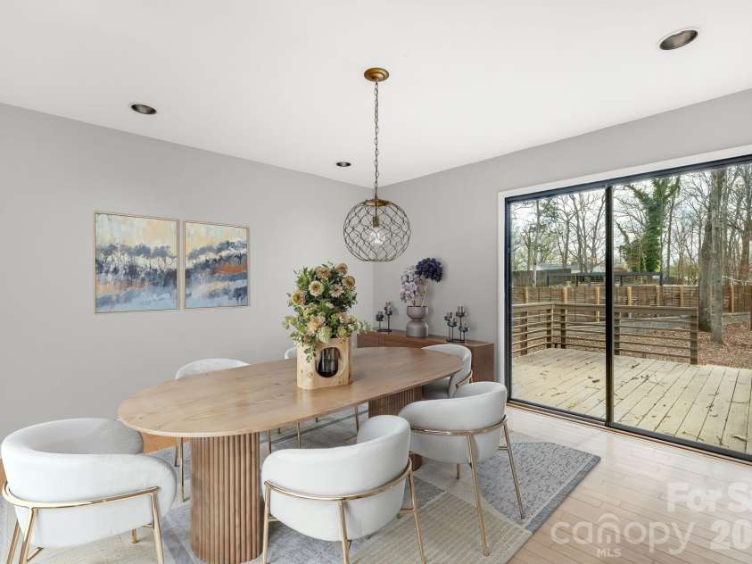 600 Boyce Road, Charlotte, NC 28211.  MLS# CAR4348806, YatesRealty ID 9558. Virtually Staged