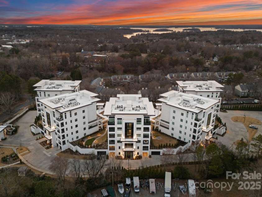 19329 Watermark Drive, Cornelius, NC 28031.  MLS# CAR4289998, YatesRealty ID 956. 