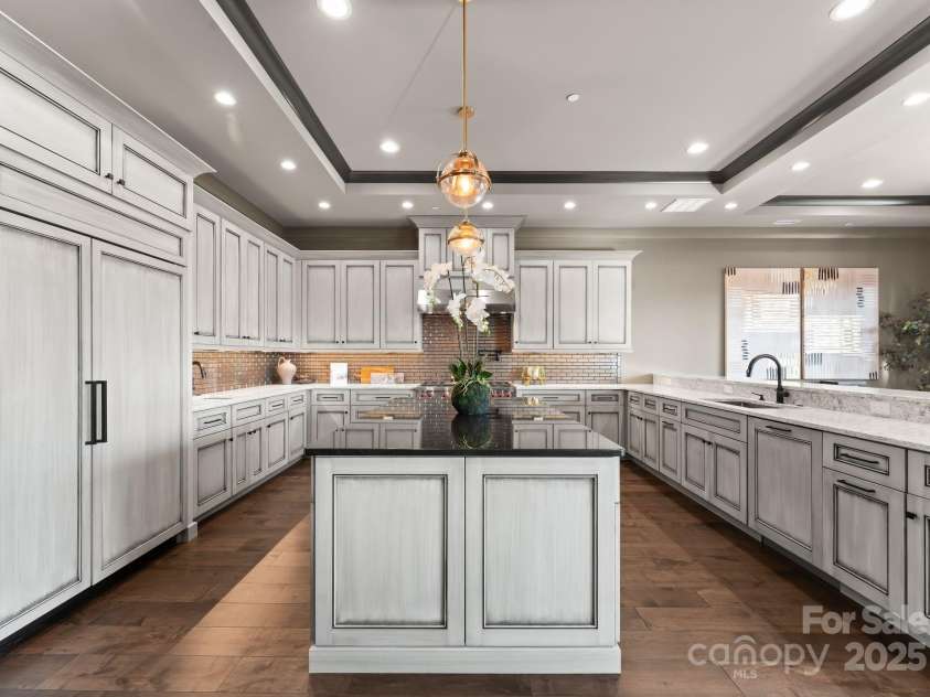 19329 Watermark Drive, Cornelius, NC 28031.  MLS# CAR4289998, YatesRealty ID 956. 