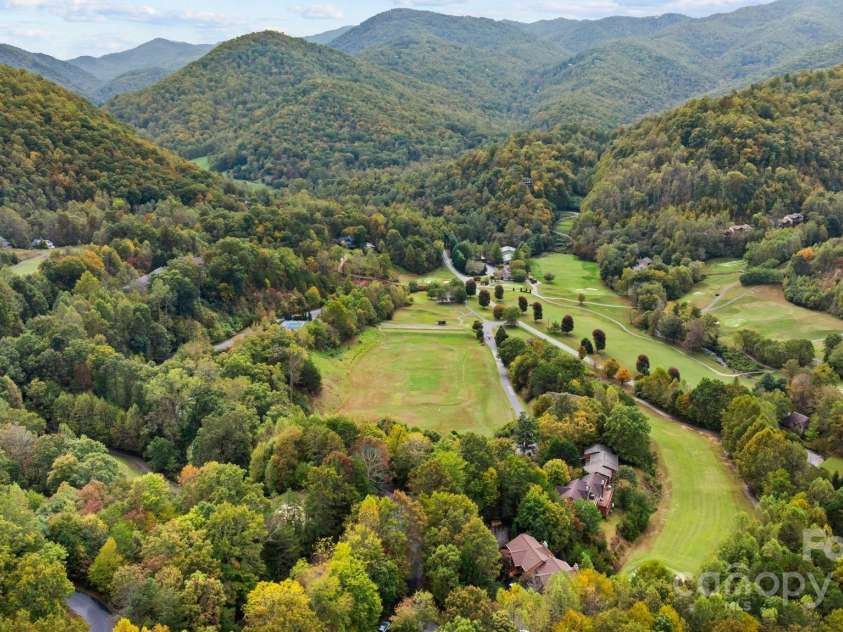 24 Pine Bluff Road, Whittier, NC 28789.  MLS# CAR4326429, YatesRealty ID 956. 