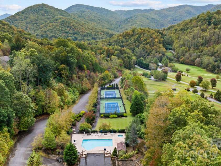 24 Pine Bluff Road, Whittier, NC 28789.  MLS# CAR4326429, YatesRealty ID 956. 