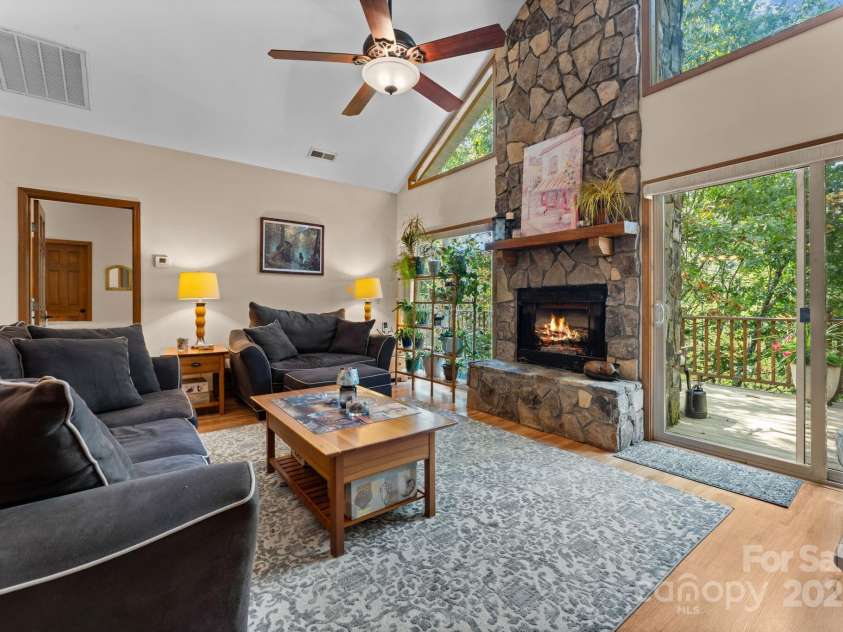 24 Pine Bluff Road, Whittier, NC 28789.  MLS# CAR4326429, YatesRealty ID 956. 