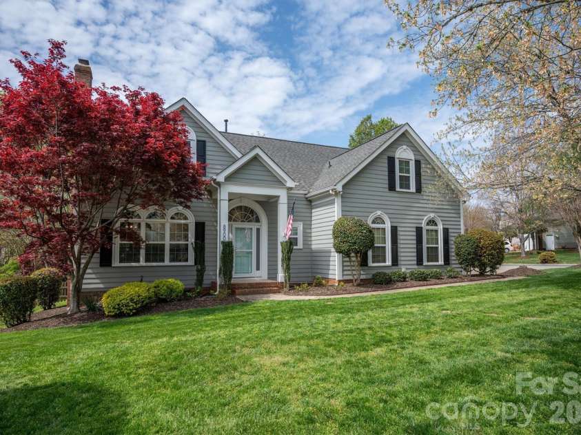 8900 Valewood Court, Charlotte, NC 28210.  MLS# CAR4361585, YatesRealty ID 9560. 