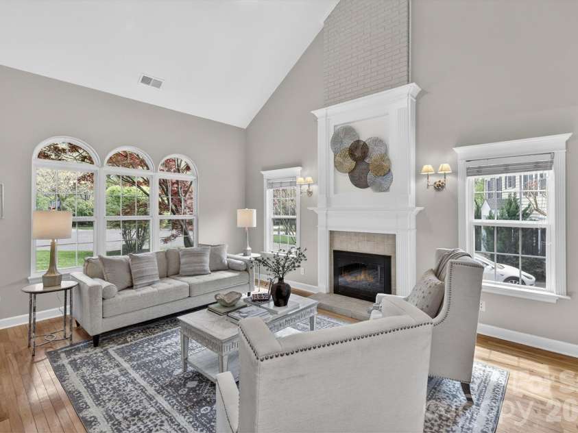 8900 Valewood Court, Charlotte, NC 28210.  MLS# CAR4361585, YatesRealty ID 9560. 