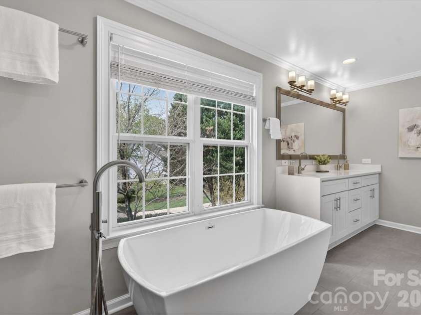 8900 Valewood Court, Charlotte, NC 28210.  MLS# CAR4361585, YatesRealty ID 9560. 