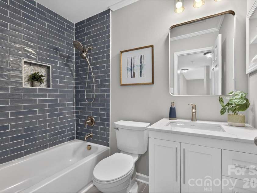8900 Valewood Court, Charlotte, NC 28210.  MLS# CAR4361585, YatesRealty ID 9560. 