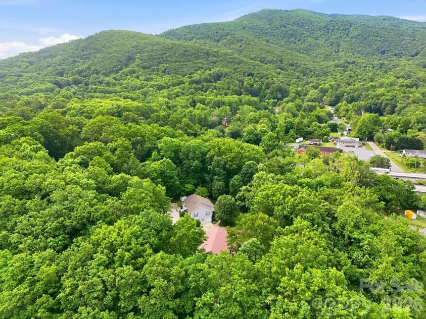 124 Lytle Cove Road, Swannanoa, NC 28778.  MLS# CAR4313522, YatesRealty ID 9562. 