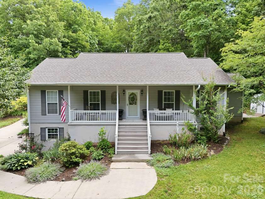 124 Lytle Cove Road, Swannanoa, NC 28778.  MLS# CAR4401736, YatesRealty ID 9562. 