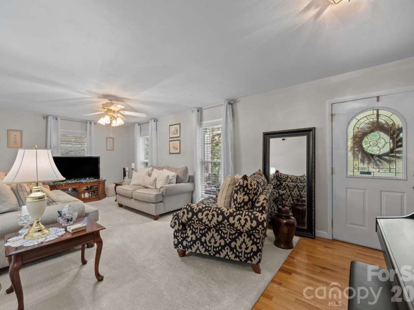 124 Lytle Cove Road, Swannanoa, NC 28778.  MLS# CAR4401736, YatesRealty ID 9562. 