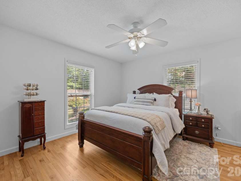 124 Lytle Cove Road, Swannanoa, NC 28778.  MLS# CAR4401736, YatesRealty ID 9562. 